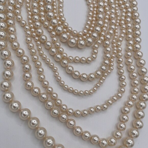 Chanel Layered Pearl Necklace - Large - Picture 5 of 7